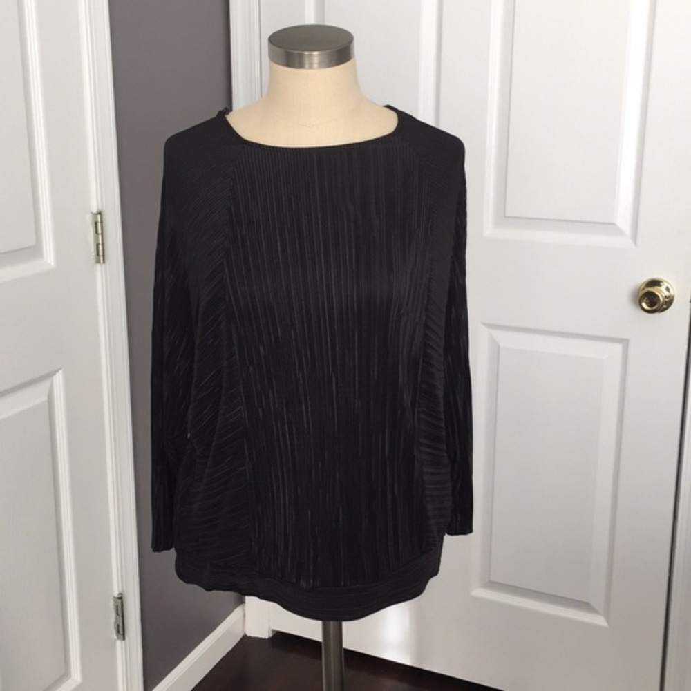 (Sfera) Black top with low back